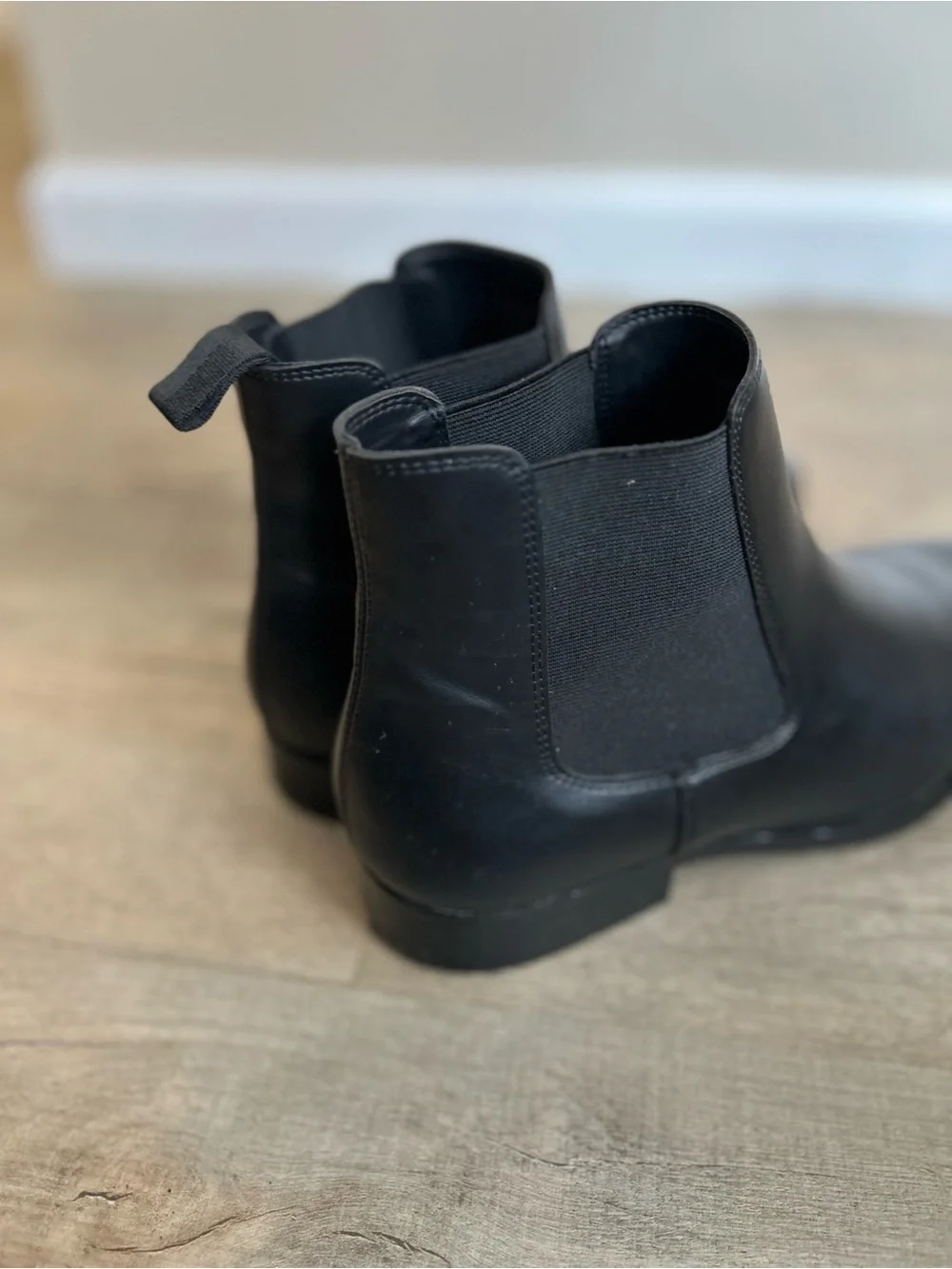 Zara Men’s Black Leather Chelsea Boots Size 42 (US 9)